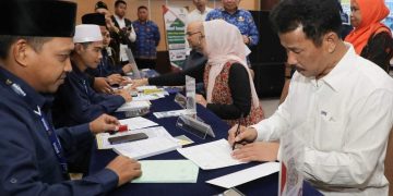 Pengelolaan Zakat Terbaik, Wali Kota Rudi Terima Penghargaan Baznas Award 2024