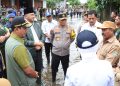 Kapolda Jateng dan Pangdam Bantu Warga Terdampak Banjir di Jepara