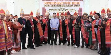 Hadiri Pesta Bona Taon Punguan Raja Toga Sirait, Wali Kota Rudi: Jaga Kekompakan demi Pembangunan Batam