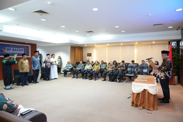 Wakil Kepala BP Batam Lantik Tiga Pejabat di Lingkungan BP Batam