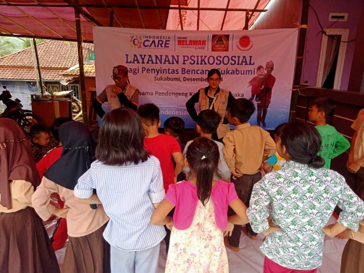 Pasca Banjir Bandang, Indonesia Care Gandeng Banyak Komunitas Berikan Layanan Pengobatan Gratis dan Psikososial di Sukabumi
