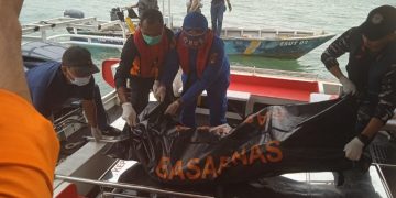 Satu Lagi Korban Kapal Tenggelam di Perairan Karimun Ditemukan Tak Bernyawa