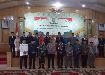Pejabat Eselon II Hasil Seleksi Terbuka Dilantik oleh Pj Bupati Sarolangun Bahri