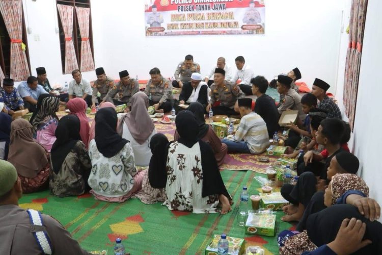 Kapolres Simalungun Gelar Buka Puasa Bersama Anak Yatim dan Kaum Duafa dalam Rangka Safari Ramadhan Polri