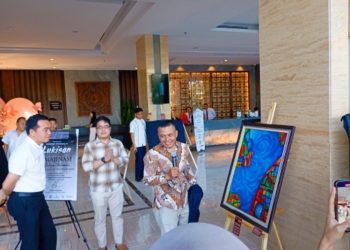 Andi Gunawan Gelar Pameran Lukisan di Hotel Santika, Kolektor Langsung Tertarik di Lelang Perdana