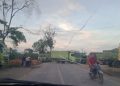 Antrian Truk Hauling PT Hutamas Koado Mengular ke Jalan Lintas Sebabkan Macet, Pengendara Diresahkan
