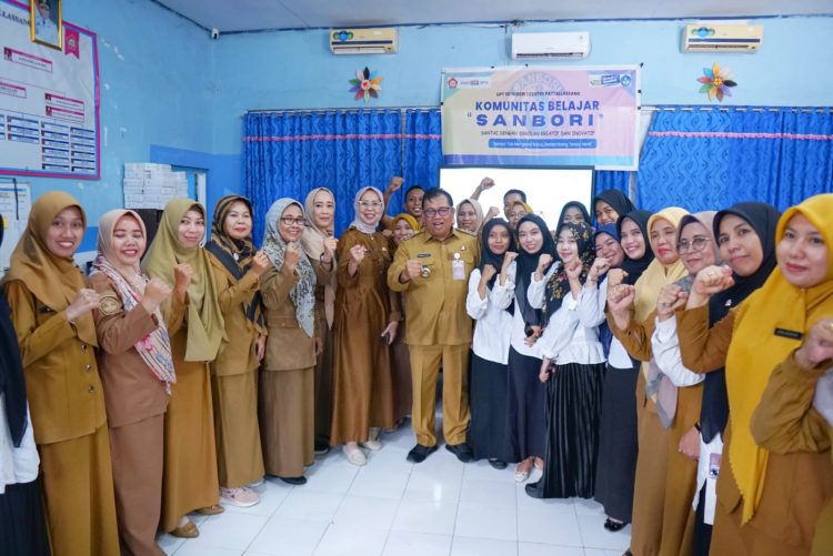 Bupati Takalar Sidak ke SDN 1 Centre Pattallassang, Tinjau Proses Belajar dan Pemanfaatan Aplikasi Skul.id