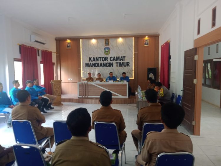 PT AAS Gelar Sosialisasi Padiatapa Bersama Warga di Kantor Camat Mandiangin Timur