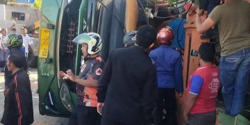 Rem Blong, Bus Medan–Jakarta Terbalik di Padang Panjang, 12 Orang Meninggal Dunia