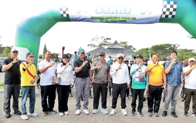 Bupati Simalungun Lepas Peserta Geobike Kaldera Toba, Imbau Pesepeda Berhati-hati