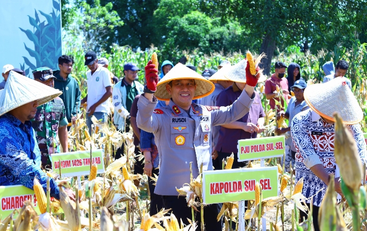Panen Raya Jagung Serentak Kuartal II 2025 Digelar di Takalar, Kapolda Sulsel Pimpin Langsung Kegiatan