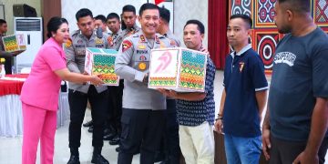 Polda Sulsel Bagikan 15.000 Paket Sembako dalam Rangka Hari Bhayangkara ke-79