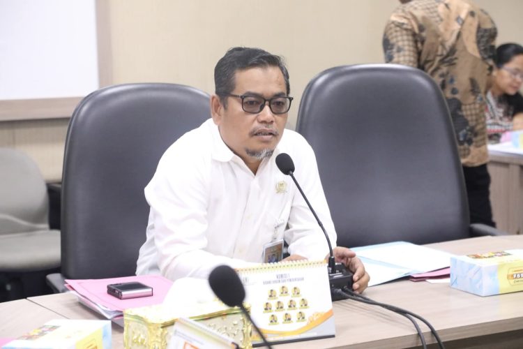 DPRD Batam Desak Evaluasi Total Parkir Tepi Jalan, Moratorium Jadi Opsi