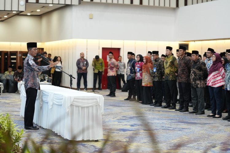 Amsakar Achmad Lantik Pejabat Tingkat III dan IV di Lingkungan BP Batam