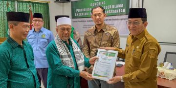 Wesly Diwakili Zainal Siahaan Buka Launching Program Pendidikan Dasar Kader Ulama MUI Pematangsiantar