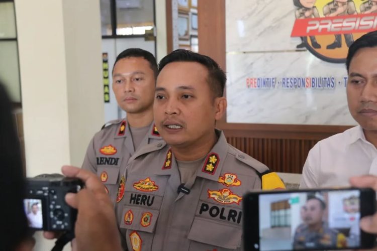 Polres Kudus Gerebek Judi di Warung Kopi, Oknum Anggota DPRD Turut Diamankan