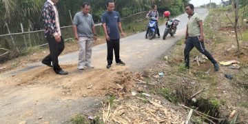 Warga Minta Dinas PUPR Sarolangun Perbaiki Gorong-Gorong Jalan Amblas