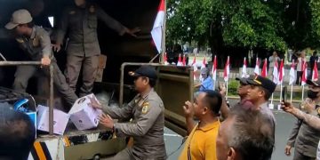Bantuan Logistik Warga Pati untuk Demo Tolak Pajak Disita Paksa Satpol PP