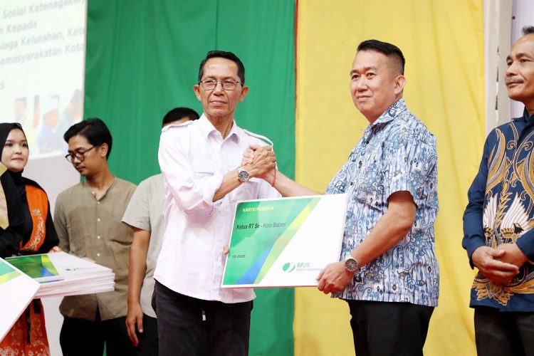 Amsakar Luncurkan Program Jamsostek bagi 24.300 Pekerja Rentan Serta Tokoh Masyarakat