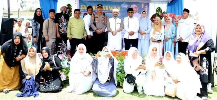 Hadiri Maulid Nabi di Bosar Maligas, Bupati Simalungun Berpesan Hormati dan Sayangi Orang Tua