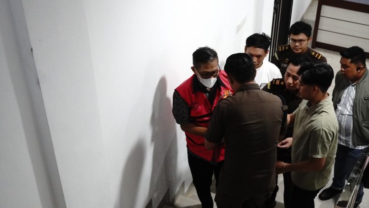 Rugikan Negara Rp4,5 Miliar, Kejati Kepri Tahan Dua Tersangka Baru Korupsi Jasa Pemanduan dan Penundaan Kapal