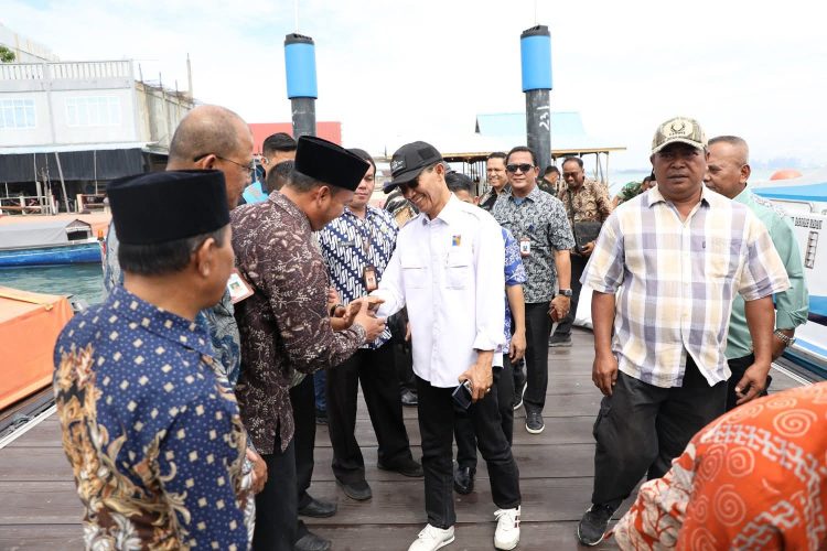 Amsakar Silaturahmi dengan Masyarakat Belakangpadang