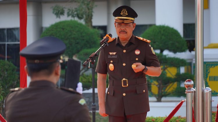 Kajati Kepri J. Devy Sudarso Pimpin Upacara Hari Kesaktian Pancasila 2025: Pancasila Perekat Bangsa Menuju Indonesia Raya