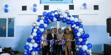 Wesly Diwakili Plt Asisten Amri Hasibuan Resmikan SPPG Martoba