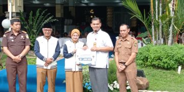 BLT DBHCHT Berhasil Disalurkan ke 4.674 Buruh Rokok dan Ribuan Warga Rentan di Kota Kediri