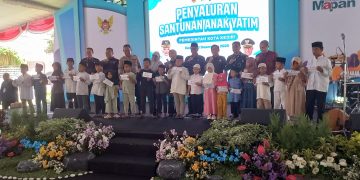 Pemkot Kediri Salurkan BLT DBHCHT untuk 1.241 Anak Yatim, Wujud Kepedulian untuk Tumbuh Kembang Anak