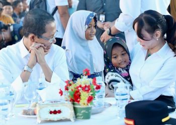 Amsakar-Li Claudia Perluas Lapangan Kerja dan Tingkatkan Pendidikan Anak Hinterland