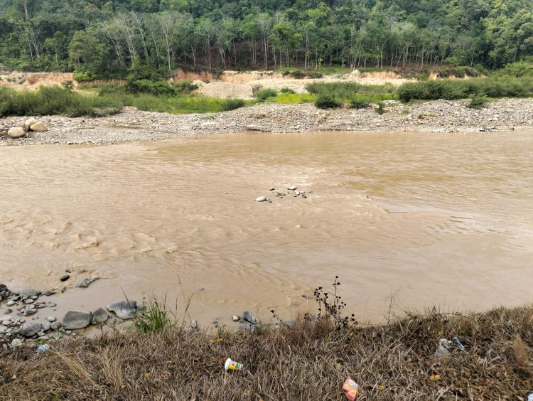 DAS Batang Asai Diduga Rusak Akibat Aktivitas PETI, Warga Keluhkan Air Sungai Keruh