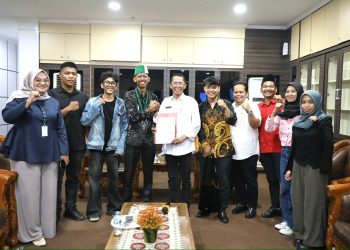 Amsakar Buka Dialog dengan Mahasiswa, Bahas Pasar Induk Jodoh hingga Tenaga Kerja Lokal